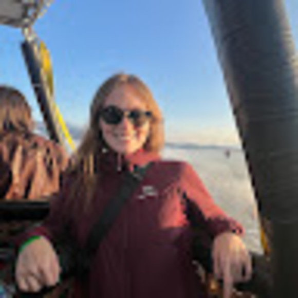 Meet your Posher, Lesya - Picture 1 of 1